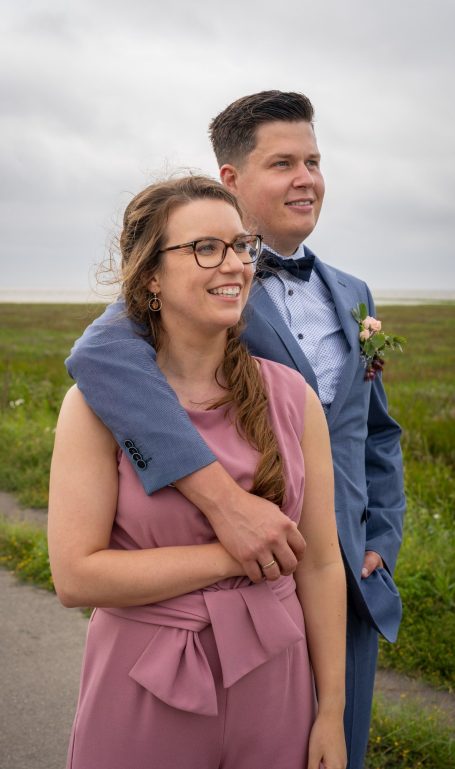 Hochzeitspaar am Strand Nordsee